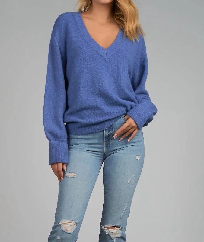 Long Sleeve V-Neck Sweater In Indigo