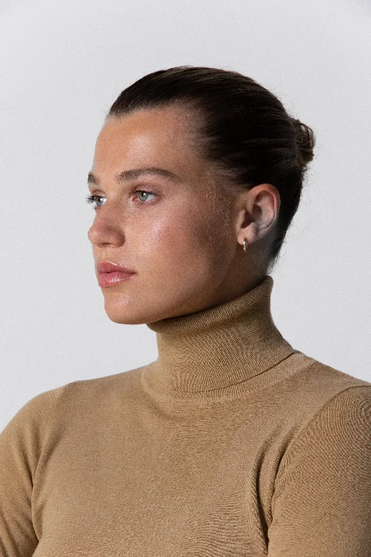 Roll Neck. Camel