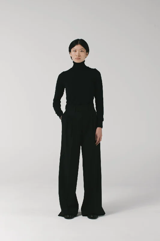 Roll Neck. Black