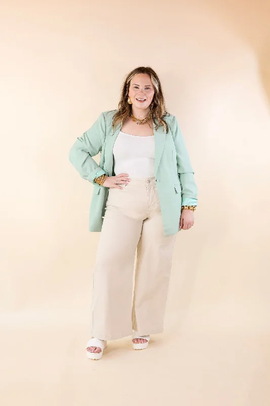 Winning Awards Long Sleeve Blazer in Mint Green