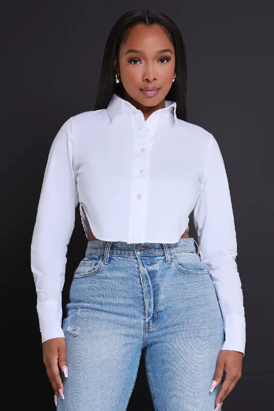 Chart Topper Cropped Button Up Top - White