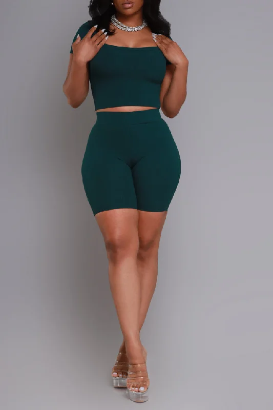 Snatched Cellulite Deleter Ribbed Biker Shorts - Hunter Green