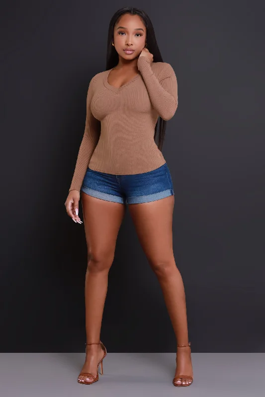 What It Is Cellulite Deleter Long Sleeve Ribbed Top - Mocha